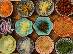 -渔顺生·顺德鱼生·粥底火锅·桑拿鸡(渔人码头店)