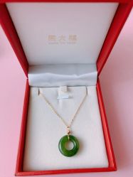 -周大福CHOW TAI FOOK(宝山苏宁易购店)