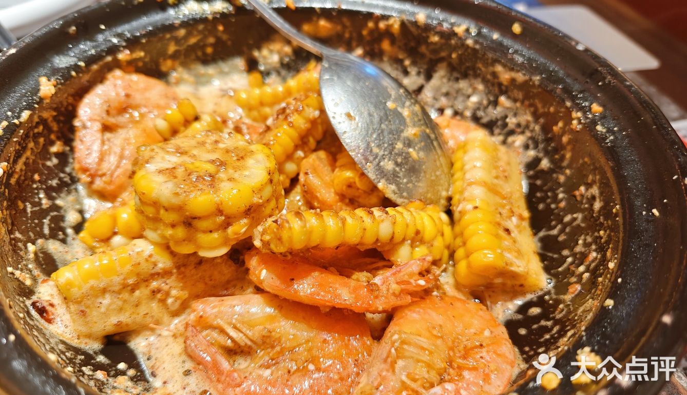 是来国贸必吃的广式啫啫煲呀❗