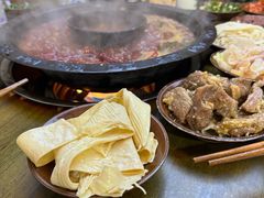 -黄潇洒老火锅(九眼桥宏济巷店)
