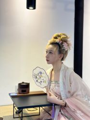-一揽芳华汉服旗袍体验馆(拙政园店)