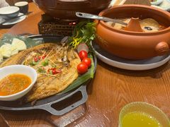 -老滇山寨•云南特色菜•地方菜•民族风情歌舞表演(金碧店)