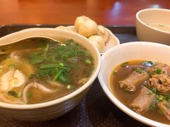 -佬钱湾仔(衣裳街店)