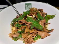 -费大厨辣椒炒肉(万家丽一店)