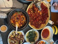 -万重锦·人文川菜馆(骡马市店)