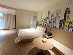 -松果酒店(农业路河南博物院店)