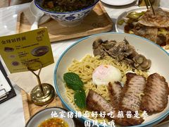 -Gucci(青岛海信广场店)