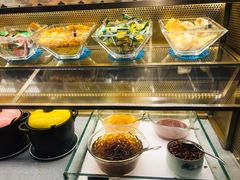 小吃自取台-山城辣妹子(定福庄店)