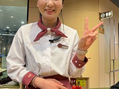 -海底捞火锅(新松江路生日主题店)