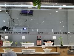 -韩大地海鲜自助烧烤城(黄兴路步行街店)