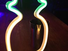 -UP嘻哈酒吧(粉巢店)