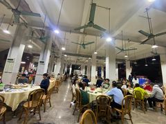 大堂-标记美食新鲜猪杂(兴南大道店)