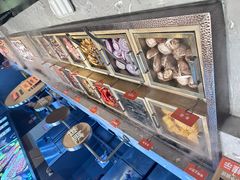 -山焱·炭火自助烤肉(周浦万达店)