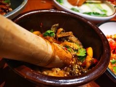 -老滇山寨•云南特色菜•地方菜•民族风情歌舞表演(金碧店)