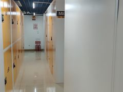 -安东易迷你自助仓储寄存仓库(草桥店)