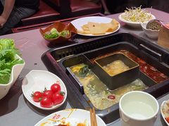 -洞子口重庆鲜货火锅(楚翘城旗舰店)