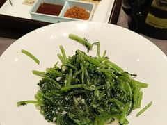 -香山湖家家宴(中山陵店)