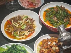 -万重锦·人文川菜馆(骡马市店)