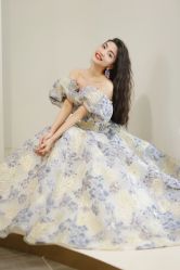 -莫小姐婚纱