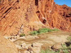 -天山神秘大峡谷