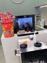 -PE SALON