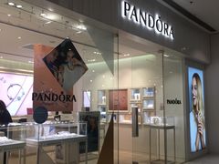 -Pandora潘多拉珠宝(朝阳大悦城店)