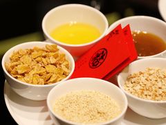 -大中华希尔顿酒店-念自助餐·嗨啤·小龙虾