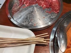-牛小嫩串串火锅(老国贸总店)
