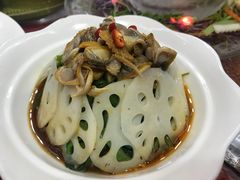 -地方名吃海鲜大馅蒸饺(北戴河店)