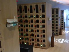 -涨巢·潮玩水疗局