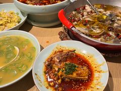 -渝信川菜 · 川味家常菜(财富购物中心店)