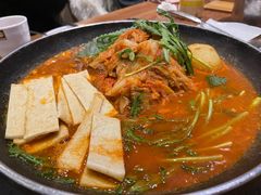 土豆排骨火锅-喇喇排骨火锅·传统韩式脊骨汤(望京西园总店)