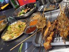 -马路牙子烧烤音乐酒馆(望京店)
