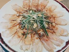 薄切鲜鱼片-穹六人间 people 6(岳阳路店)