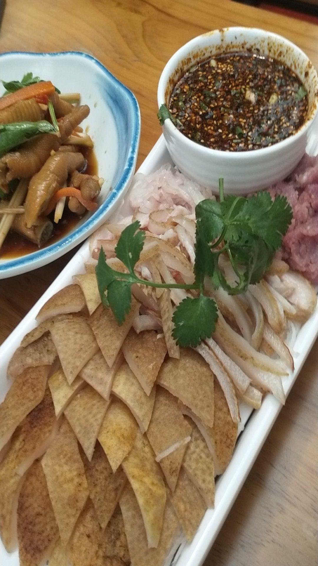 环境不错 就在地铁站附近