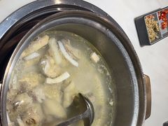 -喃喃椰·糟粕醋·椰子鸡火锅(七堡花园店)