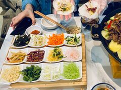 丝娃娃-黔派·贵州烙锅烤肉·米粉(车公庙店)