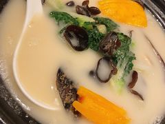 -港丽餐厅(高德置地店)