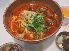 牛油锅底-成都你六姐·牛肉冒菜·麻辣香锅(长泰广场店)