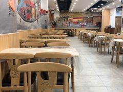 -江城燕子大排档(江汉路步行街店)