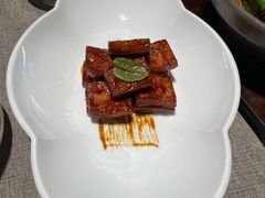 -虹潮荟·餐桌上的美食地理(太阳宫店)