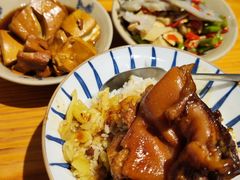 -红猪卤肉饭(大西洋美食城店)