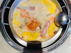 -煲宫猪肚鸡(晶品店)