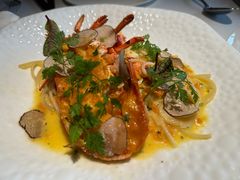 -弦月窗LUNETTE BY AMANDA(复兴路店)