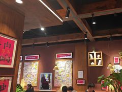 -巴卤社老火锅(财富店)