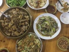 -堤边美食