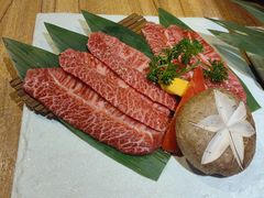 -炼火烤肉店