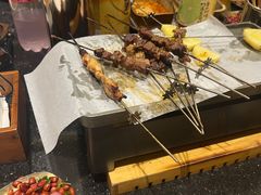 -麦凯伦烧烤·精酿超级工厂店(金桥总店)