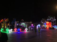-天山海世界·米立方