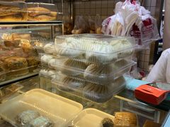 -白玉兰食品甜凤店(合生汇店)